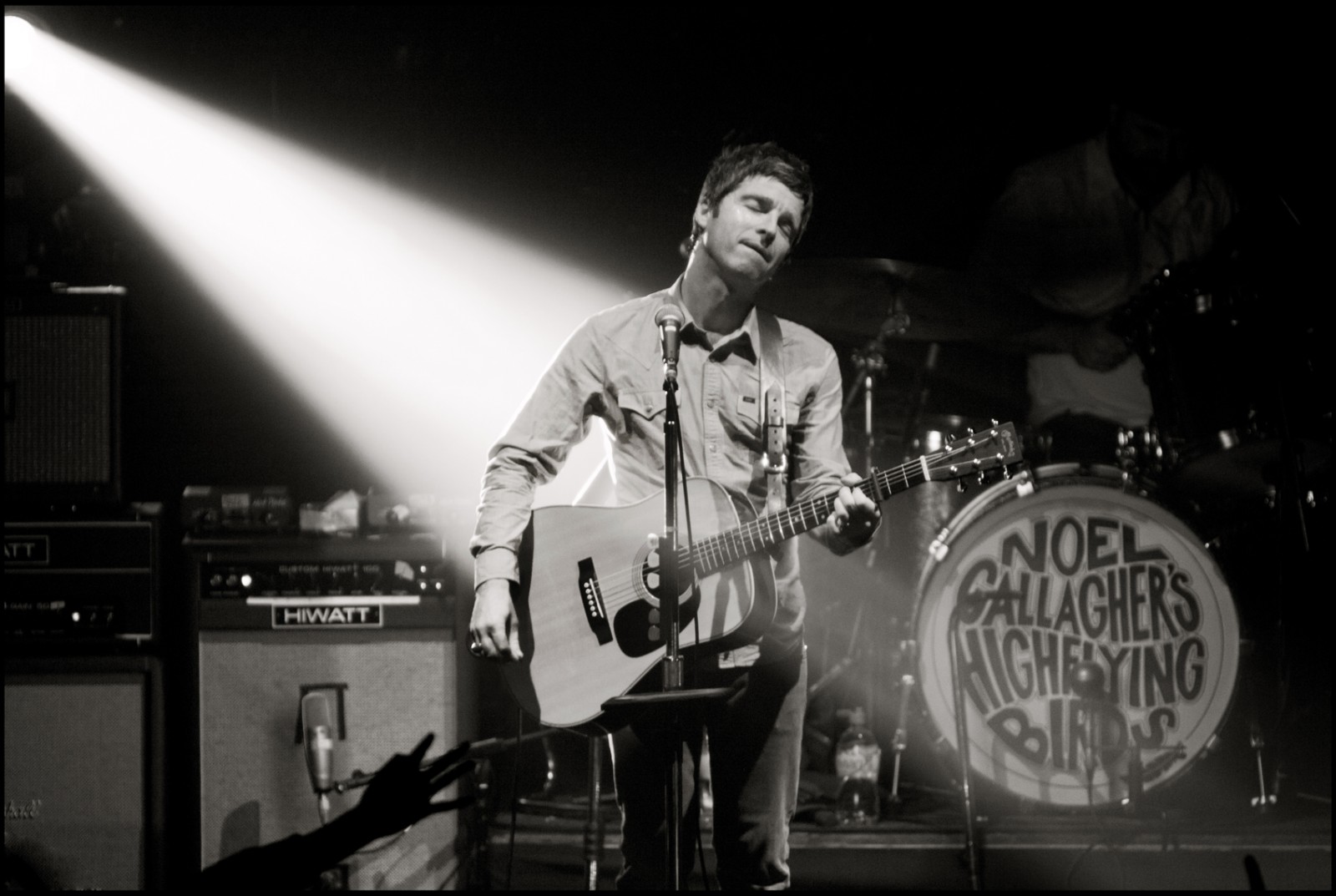 Noel Gallagher's High Flying Birds Live Photo 3 (Jill Furmanovsk